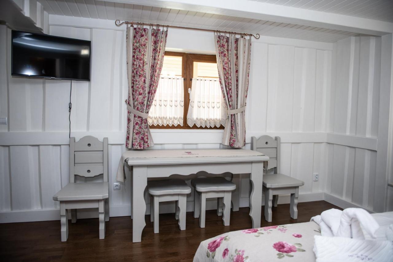 Michelle's Hotel Mizhhirya (Transcarpathia)